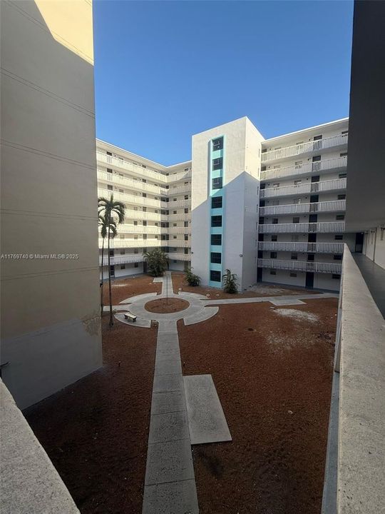 Vendido Recientemente: $115,000 (1 camas, 1 baños, 840 Pies cuadrados)