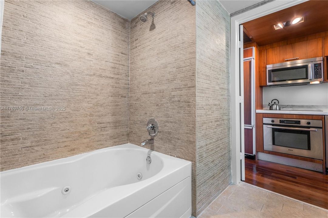 Recientemente alquilado: $2,400 (0 camas, 1 baños, 501 Pies cuadrados)