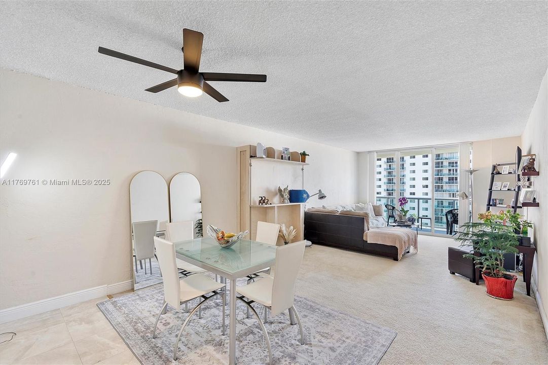 Recently Sold: $315,000 (1 beds, 1 baths, 1000 Square Feet)