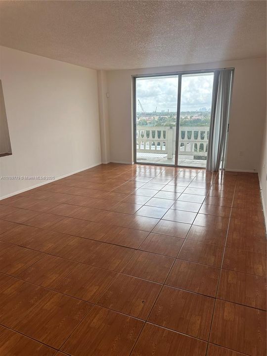 En Venta: $169,000 (1 camas, 1 baños, 840 Pies cuadrados)