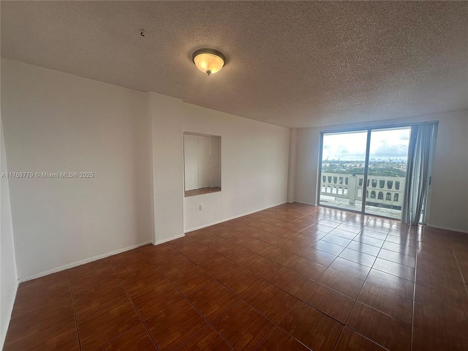 En Venta: $169,000 (1 camas, 1 baños, 840 Pies cuadrados)