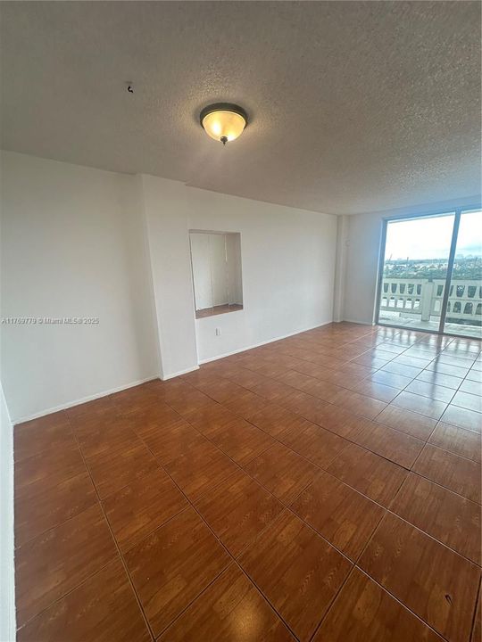 En Venta: $169,000 (1 camas, 1 baños, 840 Pies cuadrados)