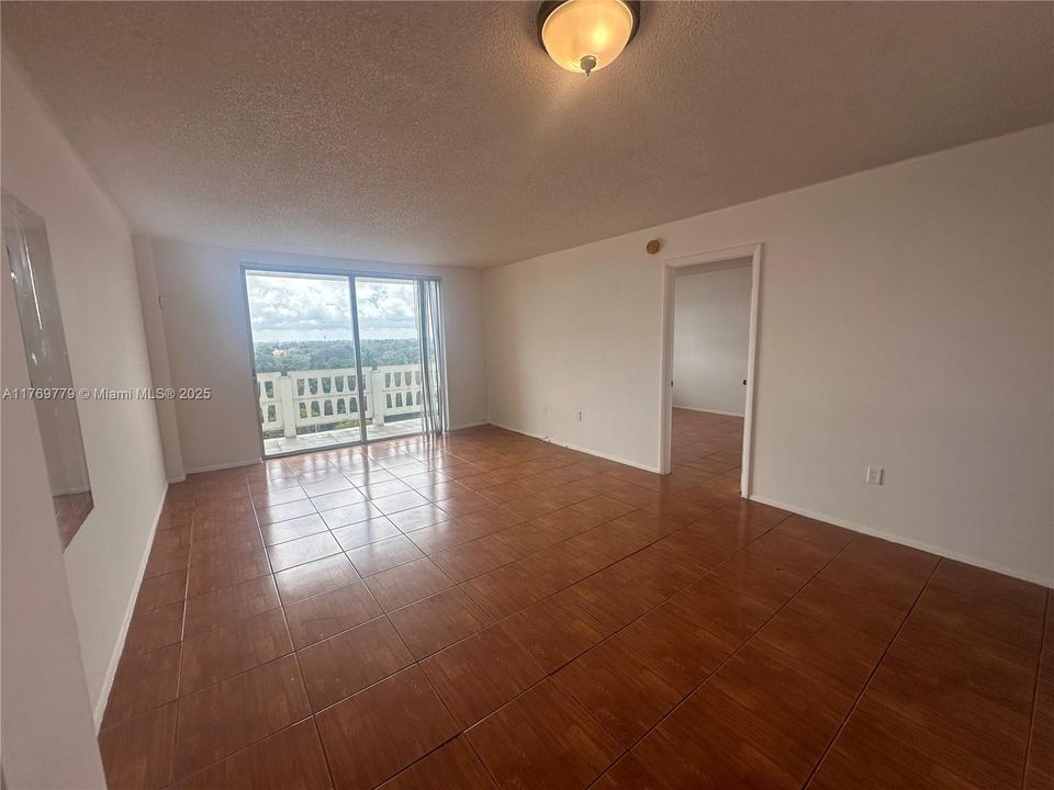 En Venta: $169,000 (1 camas, 1 baños, 840 Pies cuadrados)