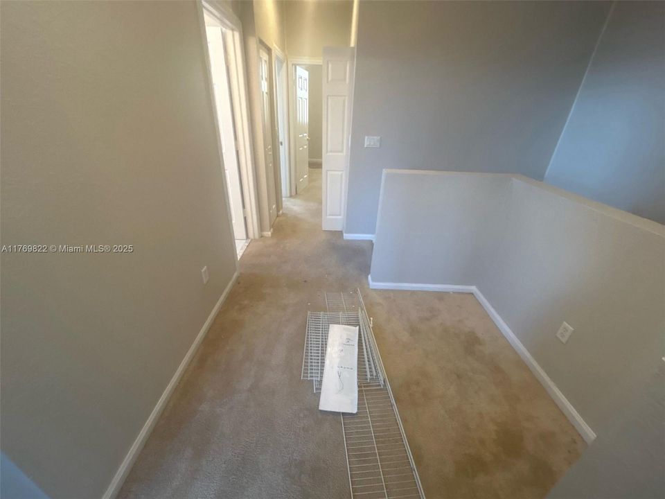 Recently Sold: $375,000 (4 beds, 3 baths, 1580 Square Feet)