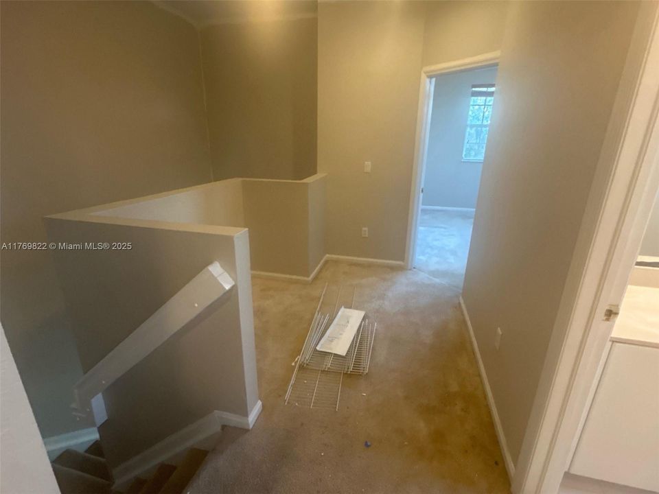 Recently Sold: $375,000 (4 beds, 3 baths, 1580 Square Feet)