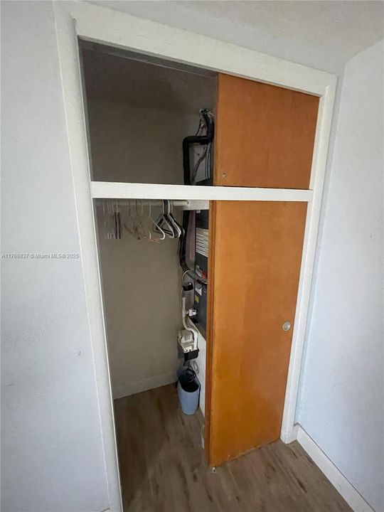 Vendido Recientemente: $485,000 (3 camas, 1 baños, 1000 Pies cuadrados)