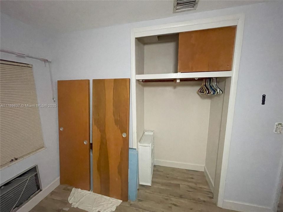 Vendido Recientemente: $485,000 (3 camas, 1 baños, 1000 Pies cuadrados)