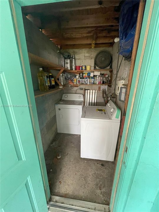 Vendido Recientemente: $485,000 (3 camas, 1 baños, 1000 Pies cuadrados)