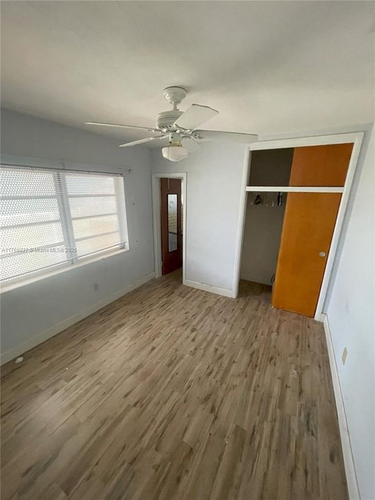 Vendido Recientemente: $485,000 (3 camas, 1 baños, 1000 Pies cuadrados)