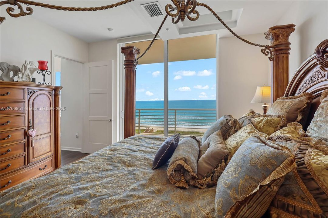 待售: $1,450,000 (2 贝兹, 2 浴室, 1534 平方英尺)