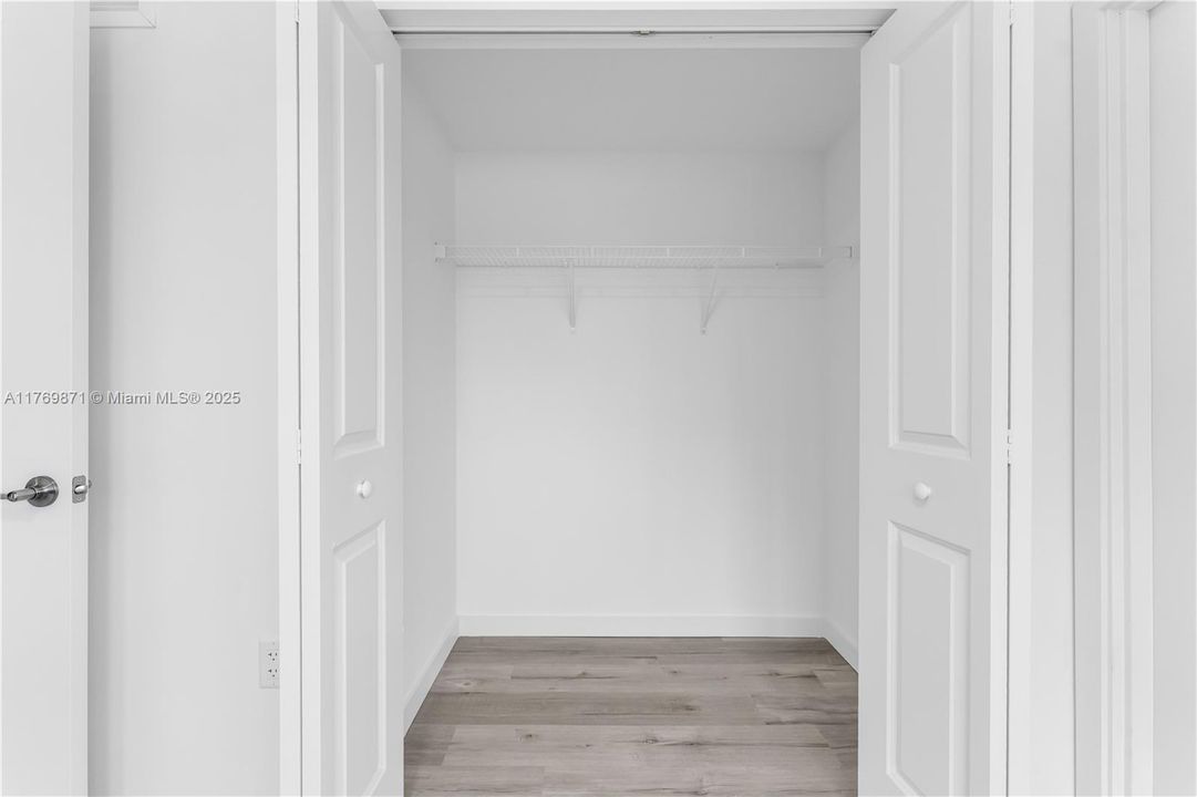 Recientemente alquilado: $2,700 (2 camas, 1 baños, 1200 Pies cuadrados)