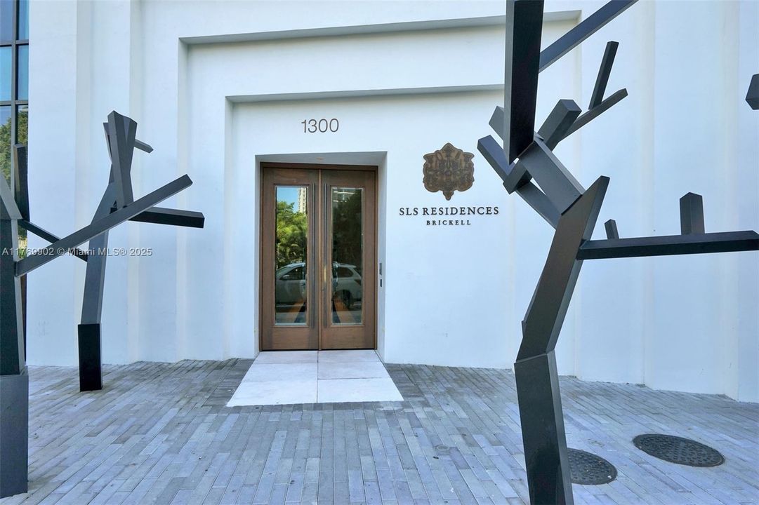 Recently Sold: $565,000 (1 beds, 1 baths, 649 Square Feet)