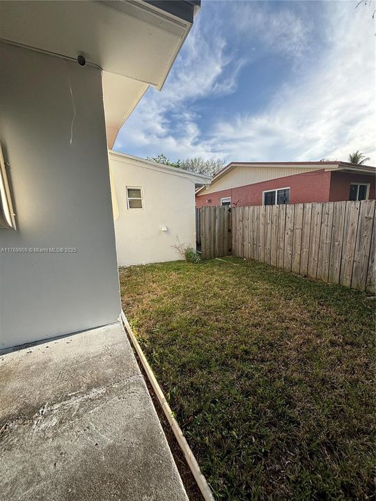 Vendido Recientemente: $660,000 (0 camas, 0 baños, 1732 Pies cuadrados)