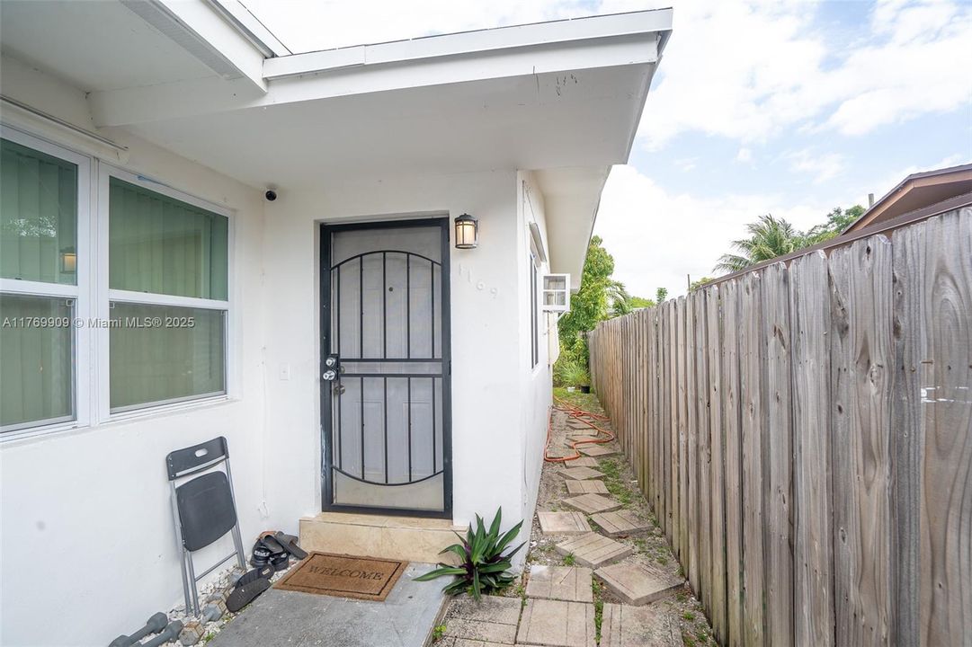 Vendido Recientemente: $660,000 (0 camas, 0 baños, 1732 Pies cuadrados)