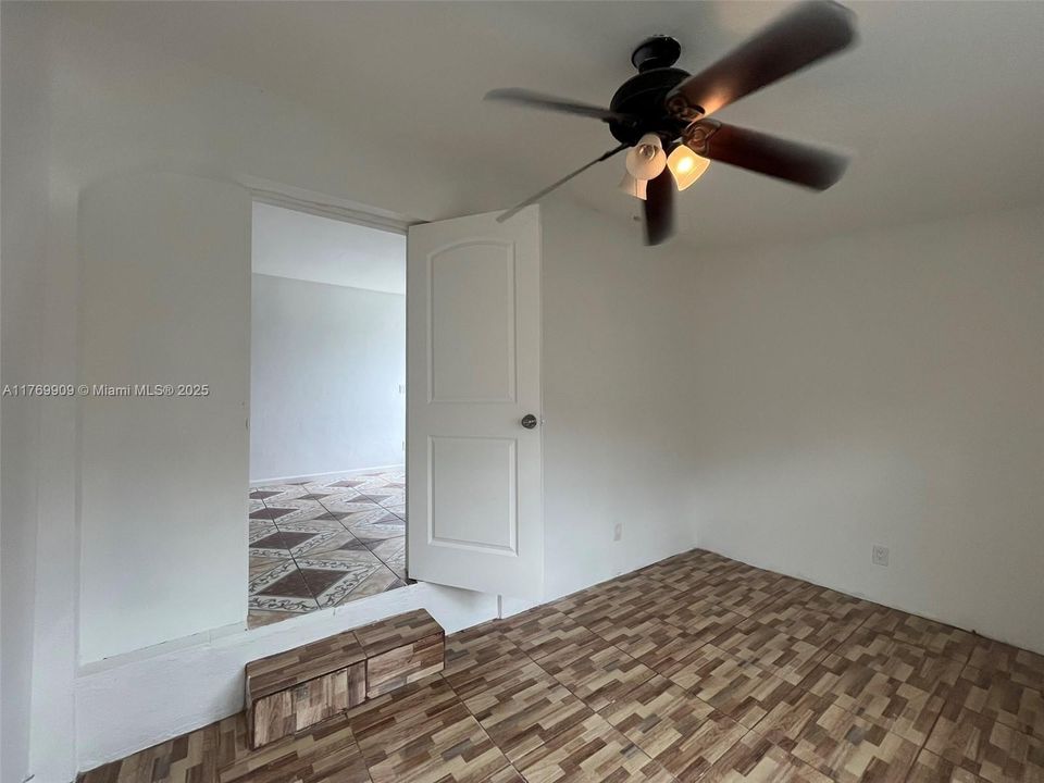 Vendido Recientemente: $660,000 (0 camas, 0 baños, 1732 Pies cuadrados)