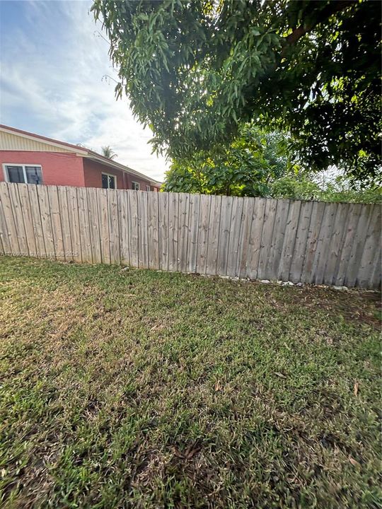 Vendido Recientemente: $660,000 (0 camas, 0 baños, 1732 Pies cuadrados)