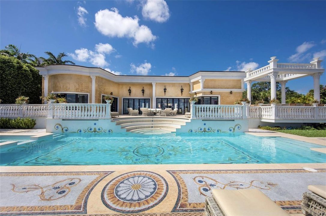 For Sale: $24,900,000 (4 beds, 4 baths, 3605 Square Feet)