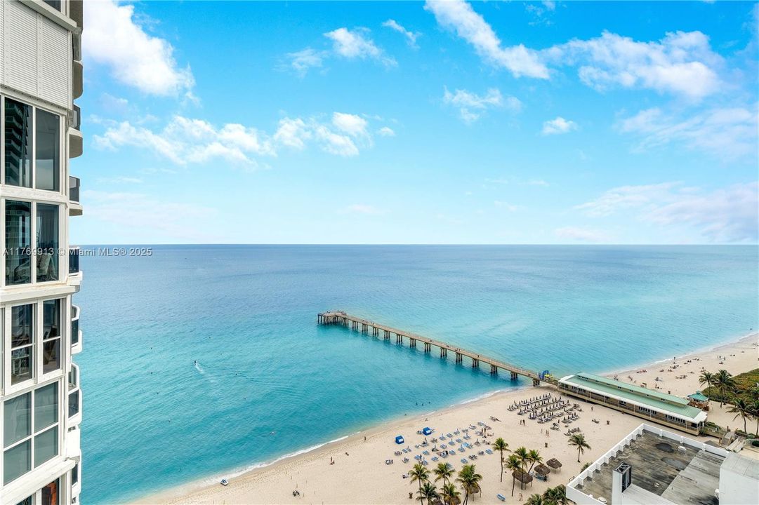 Recently Sold: $999,000 (2 beds, 2 baths, 1530 Square Feet)