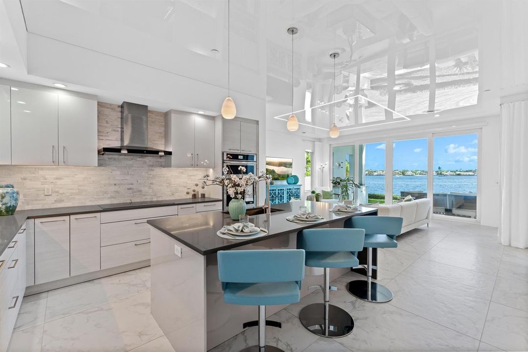 100 Water Club Ct N_Kitchen