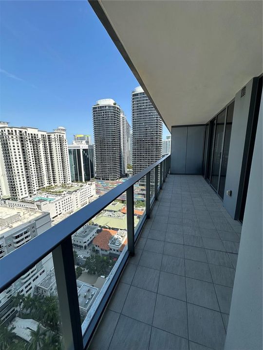 Недавно арендовано: $4,650 (1 спален, 1 ванн, 665 Квадратных фут)