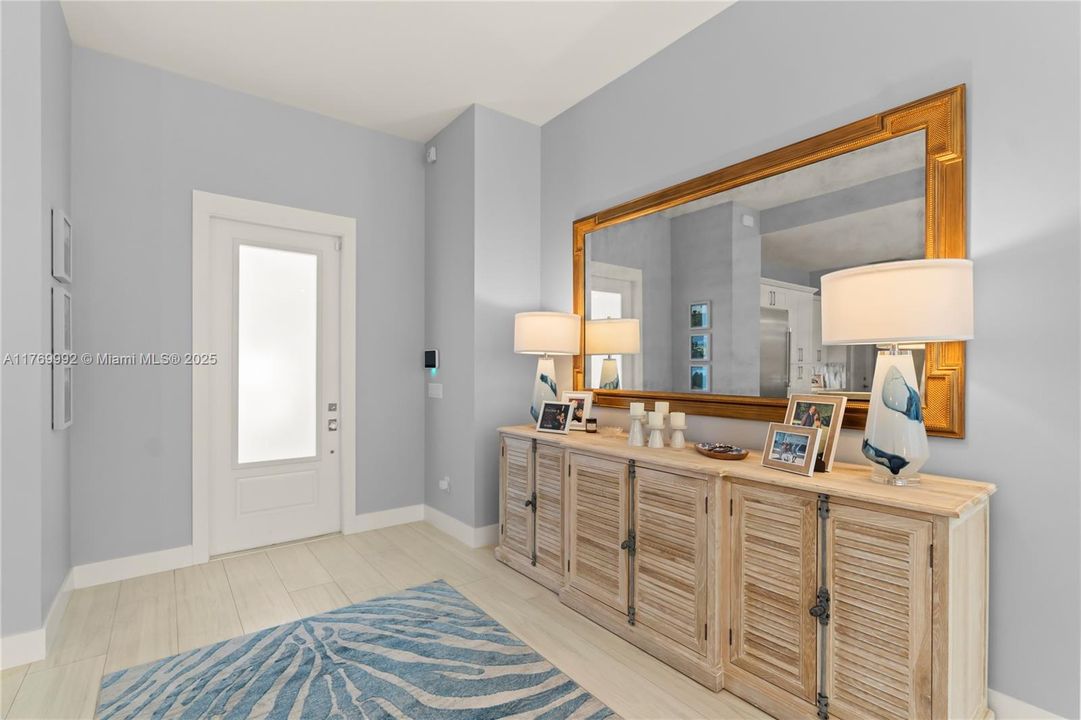 Recently Sold: $1,299,000 (4 beds, 3 baths, 2322 Square Feet)