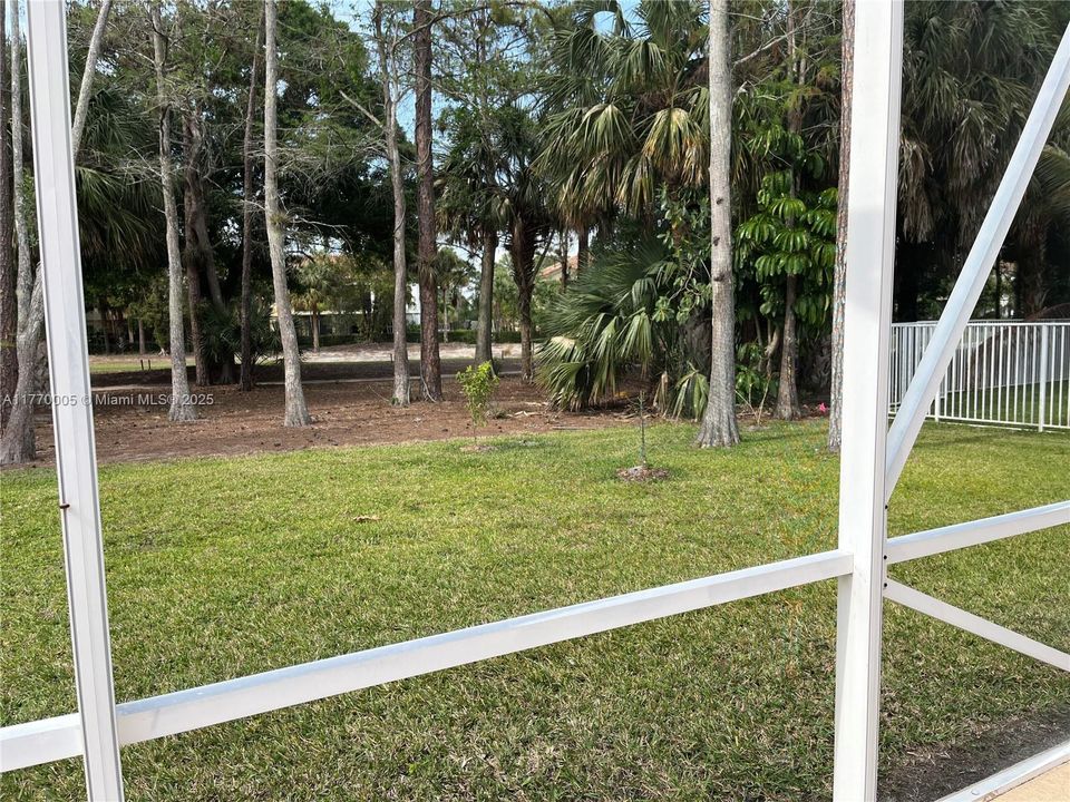 Recientemente alquilado: $5,800 (5 camas, 3 baños, 2815 Pies cuadrados)