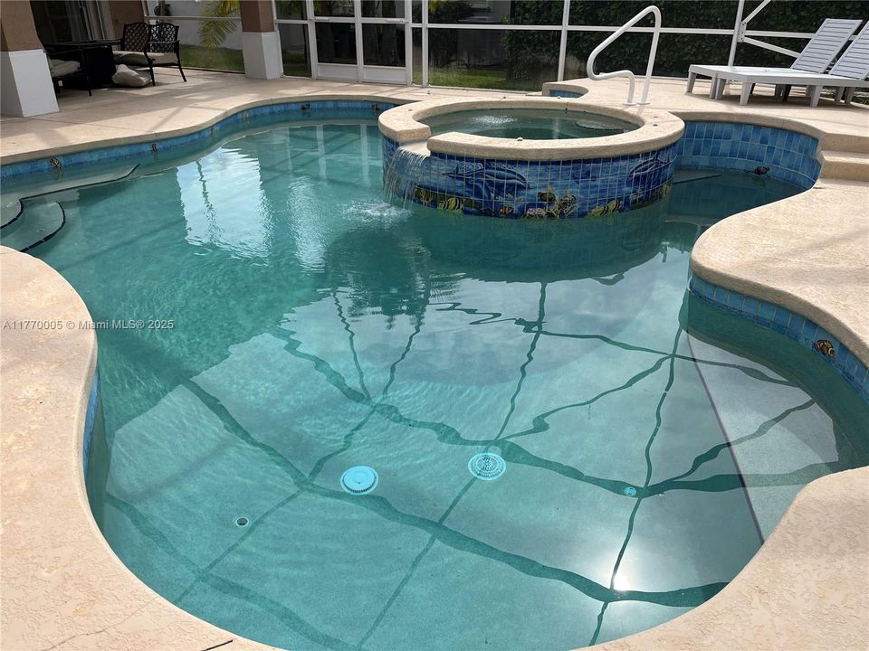 Recientemente alquilado: $5,800 (5 camas, 3 baños, 2815 Pies cuadrados)