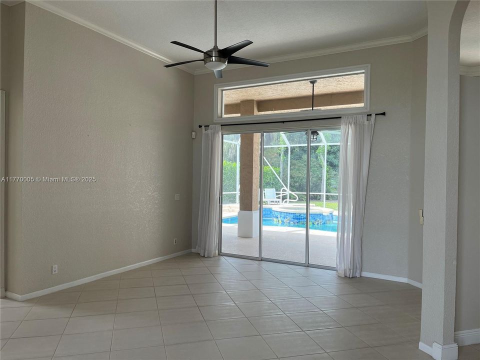 Recientemente alquilado: $5,800 (5 camas, 3 baños, 2815 Pies cuadrados)