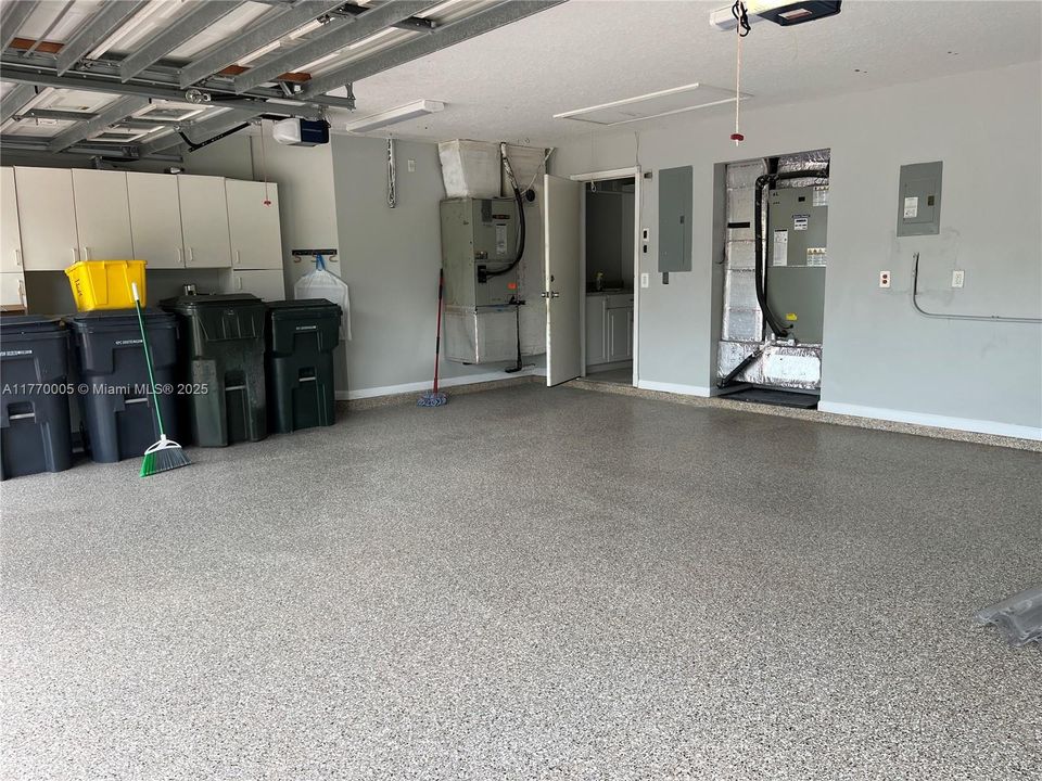 Recientemente alquilado: $5,800 (5 camas, 3 baños, 2815 Pies cuadrados)