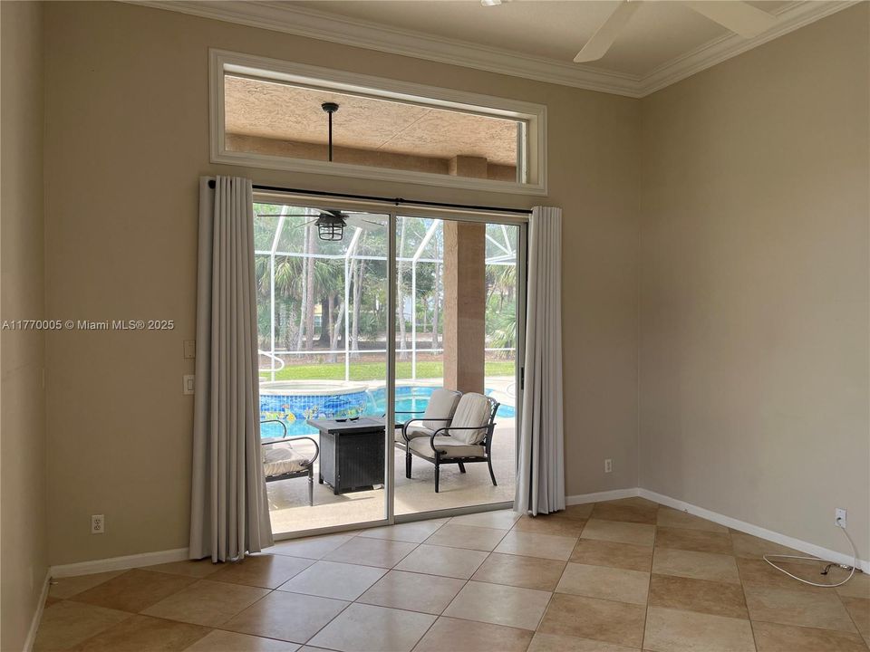 Recientemente alquilado: $5,800 (5 camas, 3 baños, 2815 Pies cuadrados)