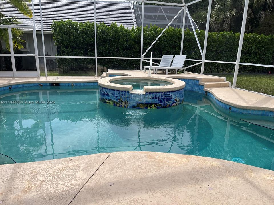 Recientemente alquilado: $5,800 (5 camas, 3 baños, 2815 Pies cuadrados)