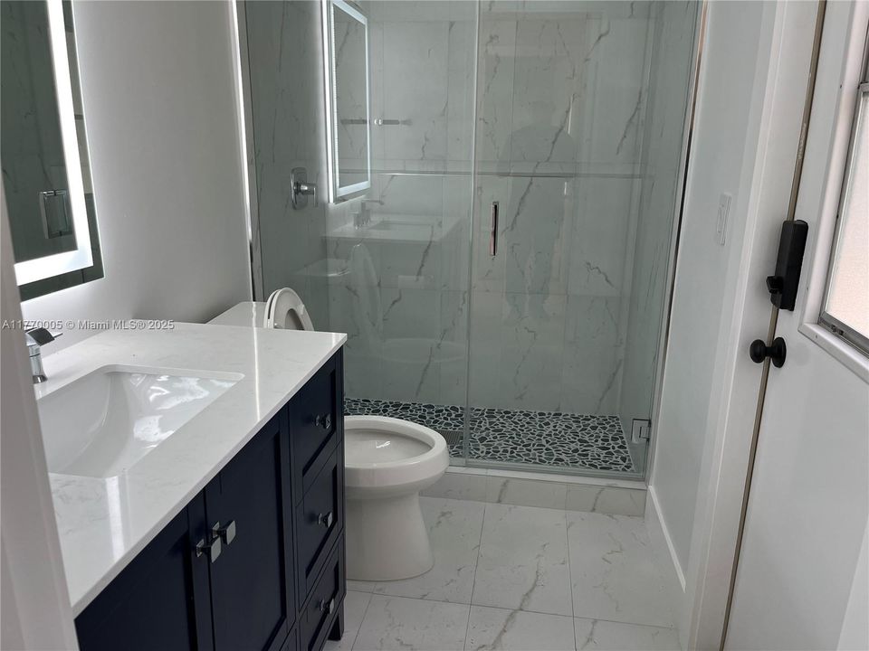 Recientemente alquilado: $5,800 (5 camas, 3 baños, 2815 Pies cuadrados)