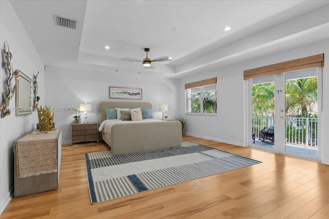 Oversized Owners Suite