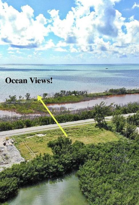 待售: $849,000 (0.23 acres)