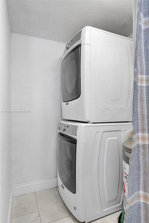 Full Size - Stacked Washer/Dryer