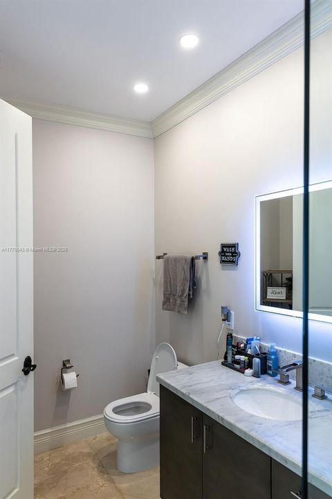 Recently Sold: $2,399,000 (4 beds, 4 baths, 4006 Square Feet)