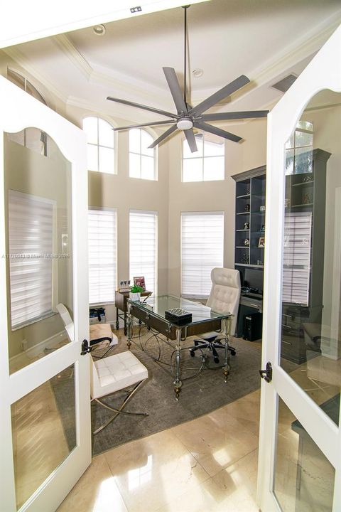 Recently Sold: $2,399,000 (4 beds, 4 baths, 4006 Square Feet)