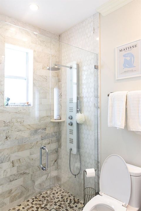 Recently Sold: $2,399,000 (4 beds, 4 baths, 4006 Square Feet)