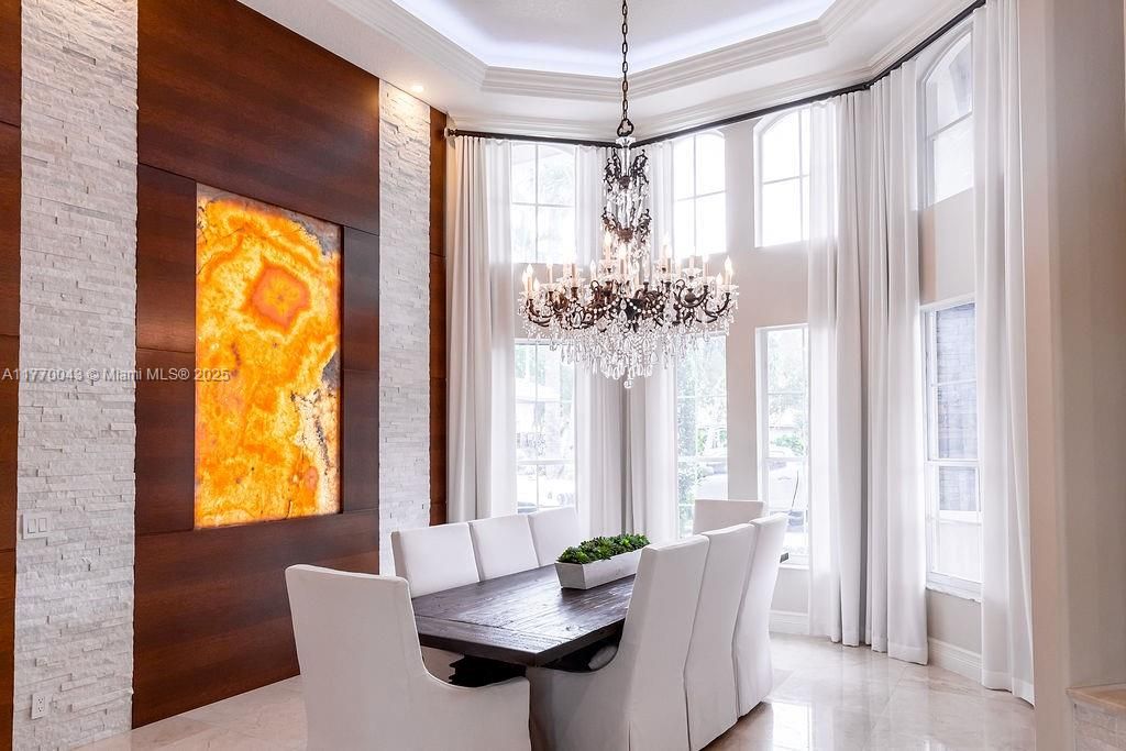 Recently Sold: $2,399,000 (4 beds, 4 baths, 4006 Square Feet)