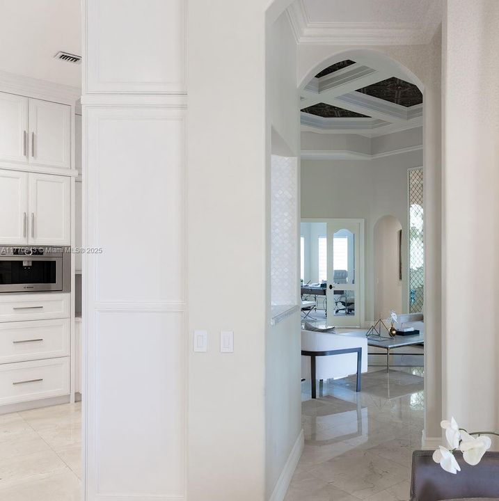 Recently Sold: $2,399,000 (4 beds, 4 baths, 4006 Square Feet)