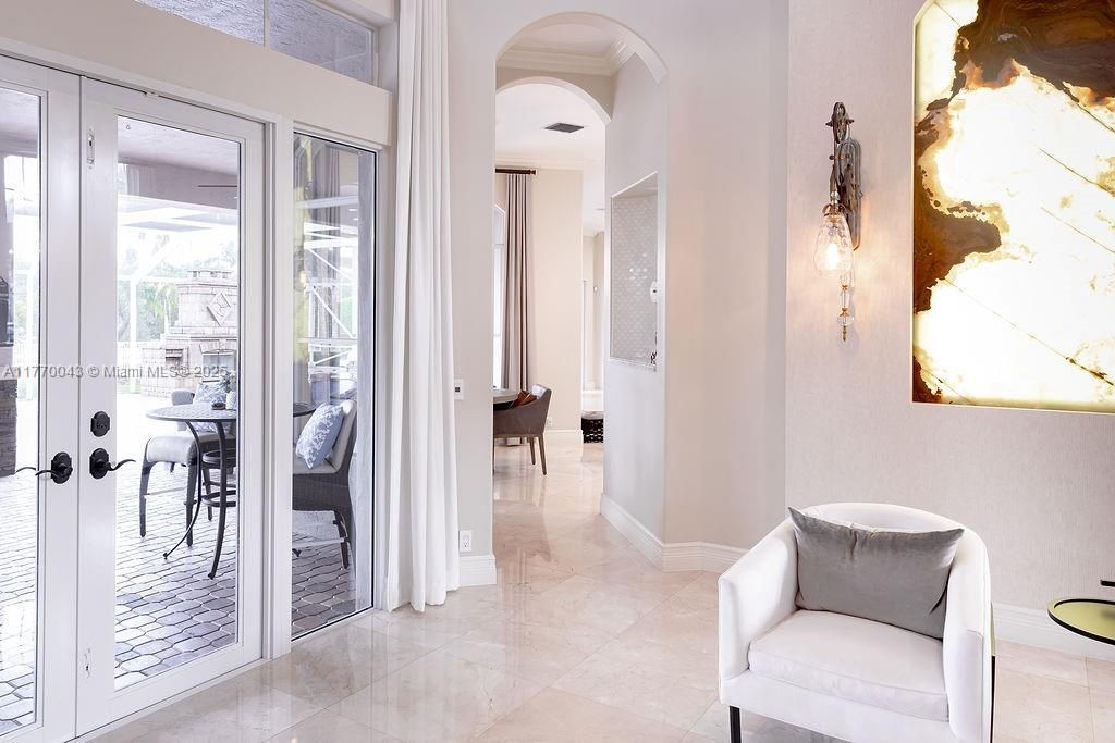 Recently Sold: $2,399,000 (4 beds, 4 baths, 4006 Square Feet)