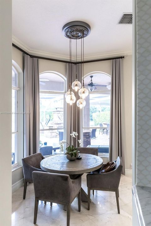 Recently Sold: $2,399,000 (4 beds, 4 baths, 4006 Square Feet)