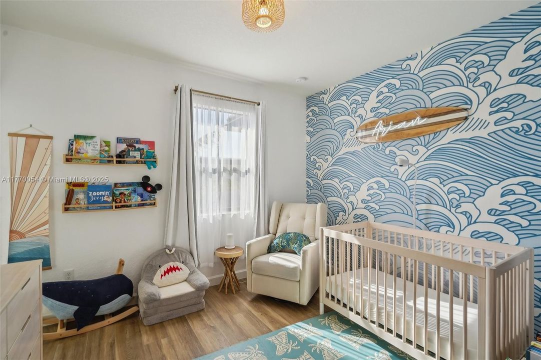 最近售出: $499,999 (3 贝兹, 3 浴室, 1332 平方英尺)