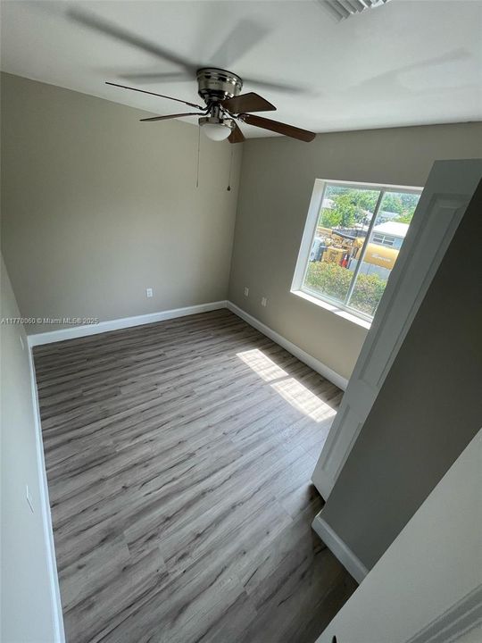 最近租的: $2,800 (3 贝兹, 2 浴室, 1032 平方英尺)