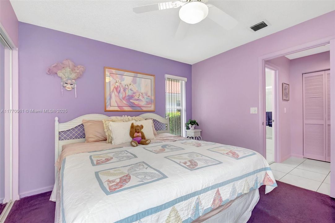 Recently Rented: $4,400 (2 beds, 2 baths, 1722 Square Feet)