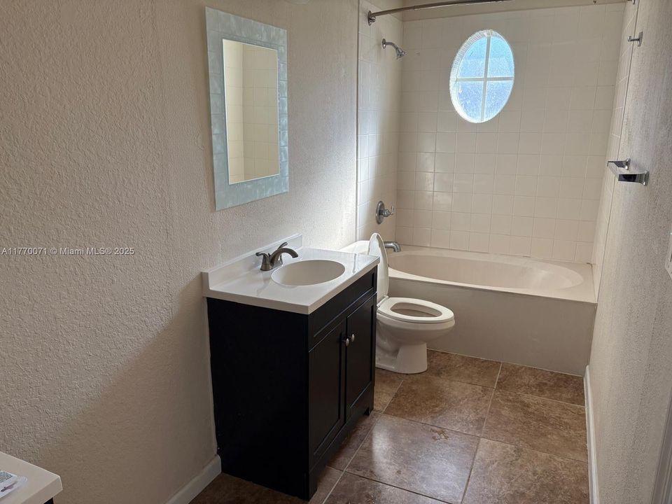 For Rent: $3,200 (3 beds, 2 baths, 1419 Square Feet)