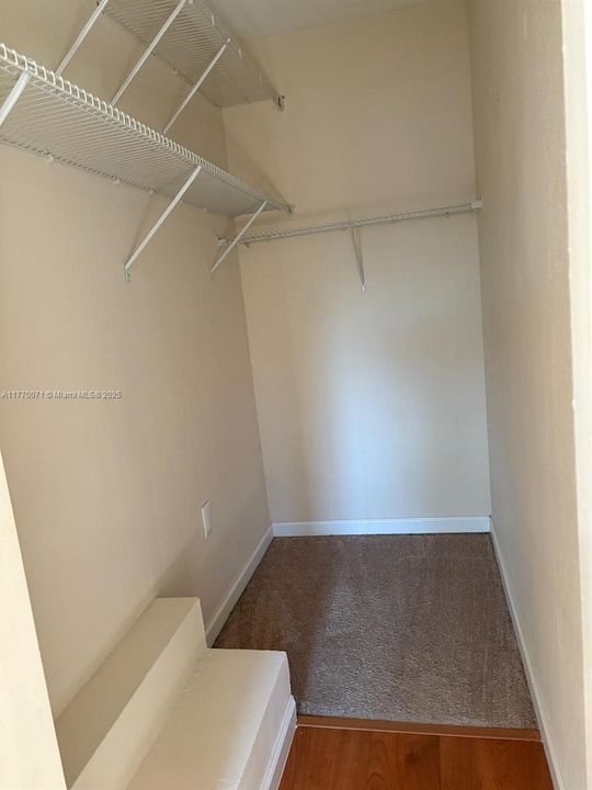 For Rent: $3,200 (3 beds, 2 baths, 1419 Square Feet)