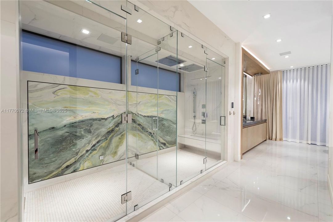 For Rent: $60,000 (7 beds, 7 baths, 7723 Square Feet)