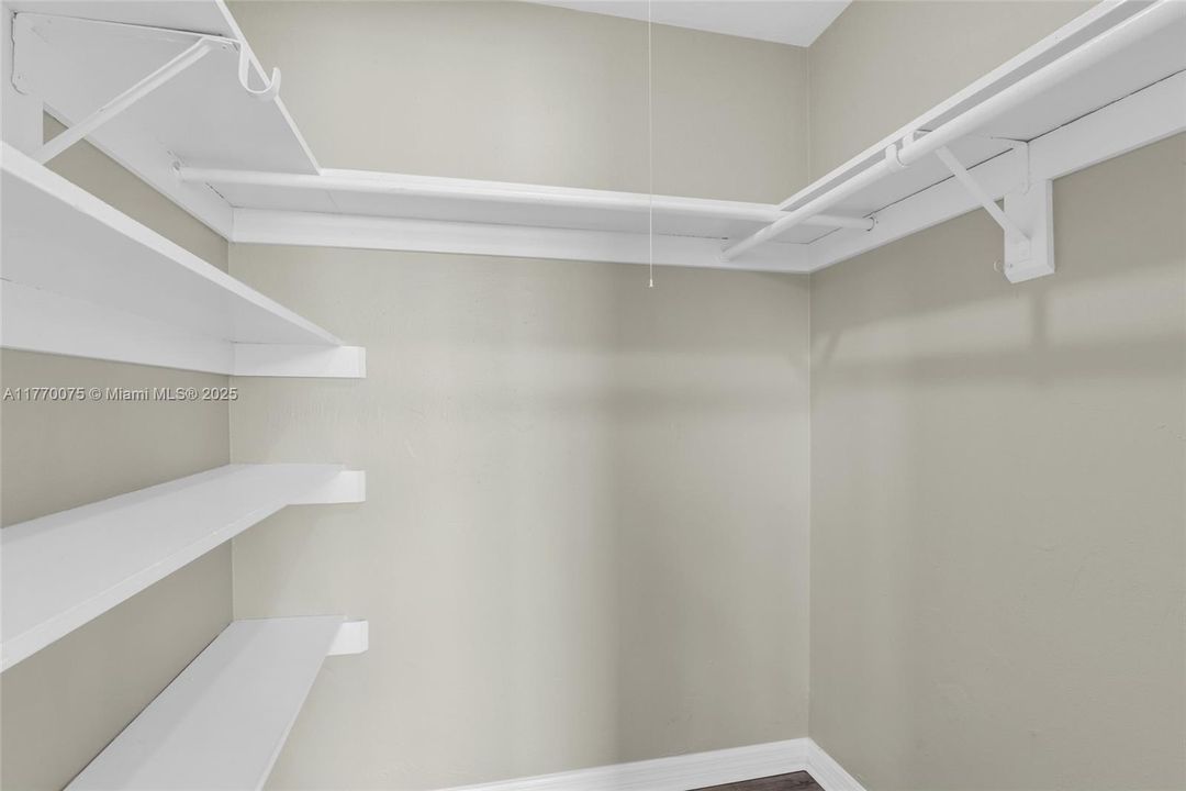 Недавно арендовано: $2,099 (2 спален, 1 ванн, 920 Квадратных фут)