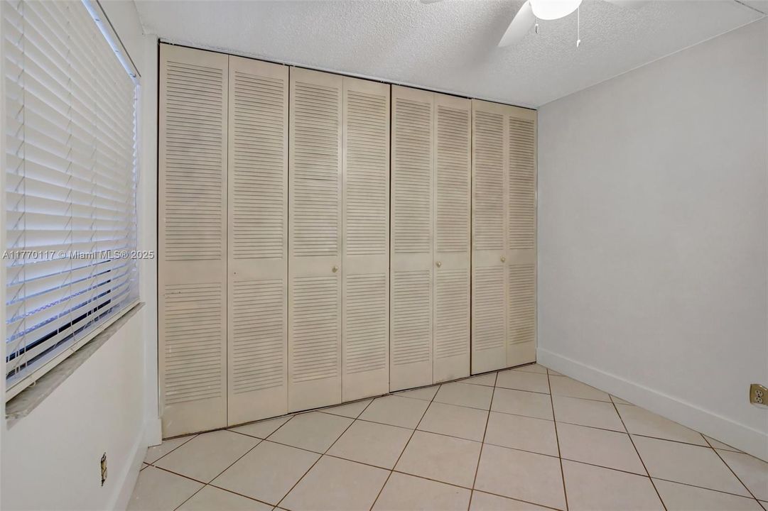 最近租的: $2,995 (3 贝兹, 2 浴室, 1511 平方英尺)